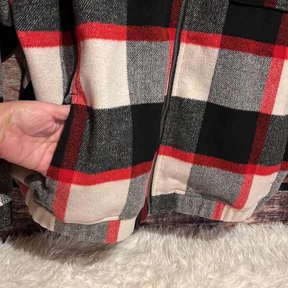 Torrid plaid bomber jacket - Picture 3 of 8
